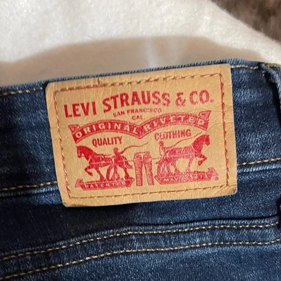 Levi's Dark Blue Women's Skinny Jeans size 12 - Picture 2 of 11